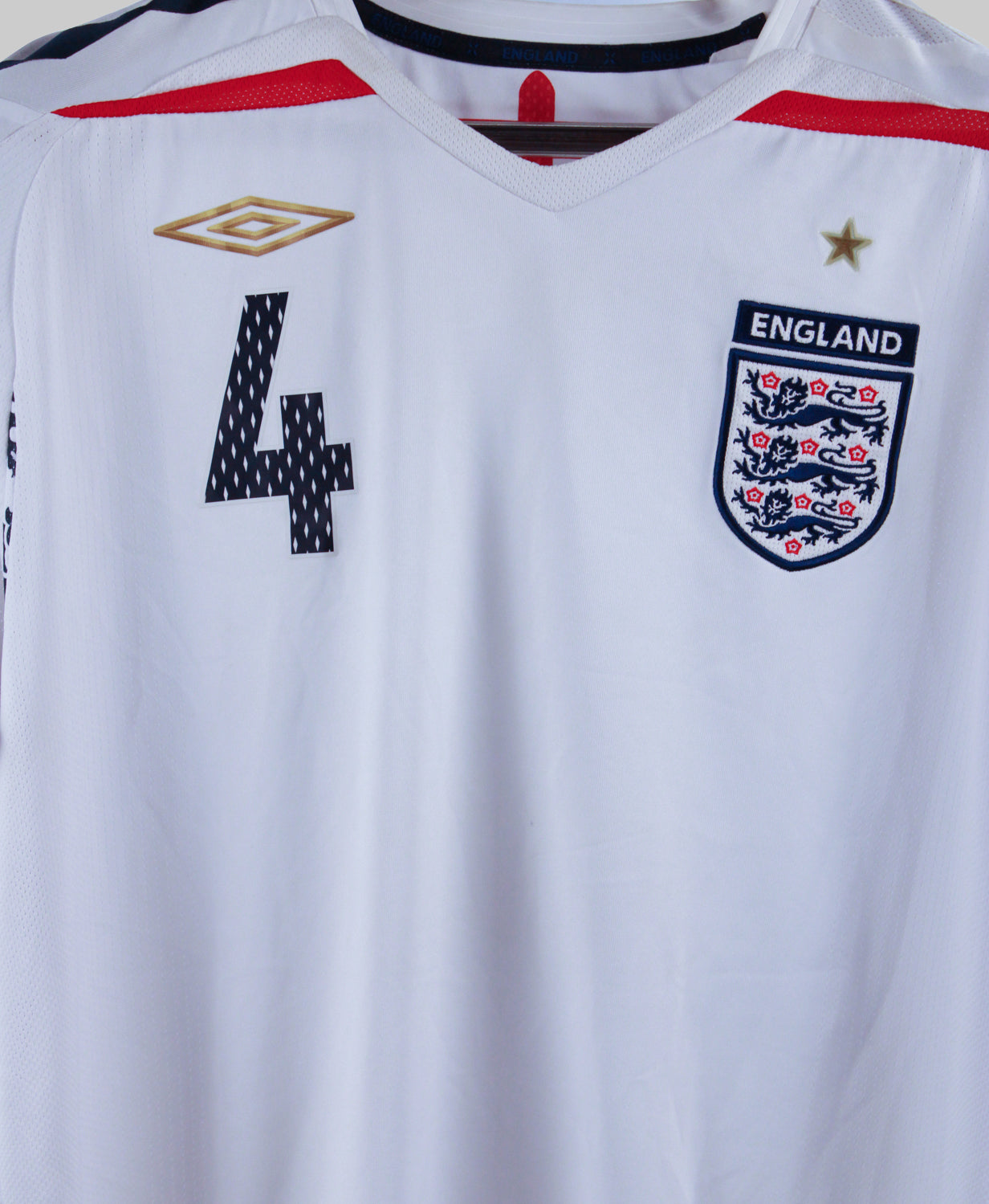 England 2007-08 Gerrard Home Kit   (XL)