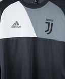 Juventus 2017-18  Goalkeeper Home Kit (S)