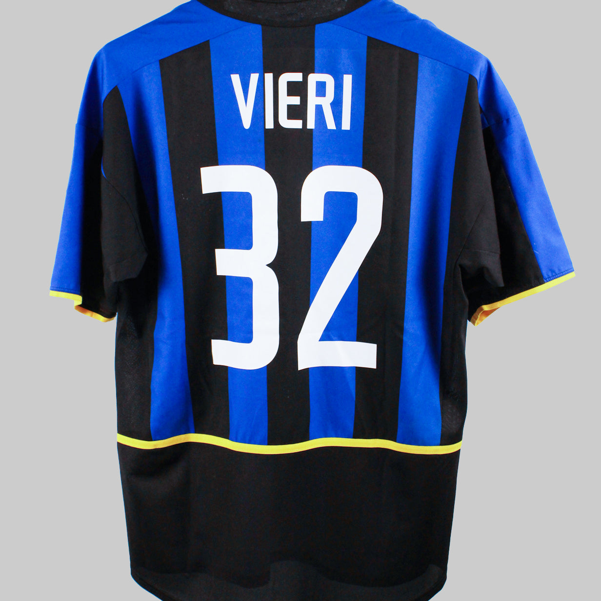 Inter Milan 2002-03 Vieri Home Kit   (M)