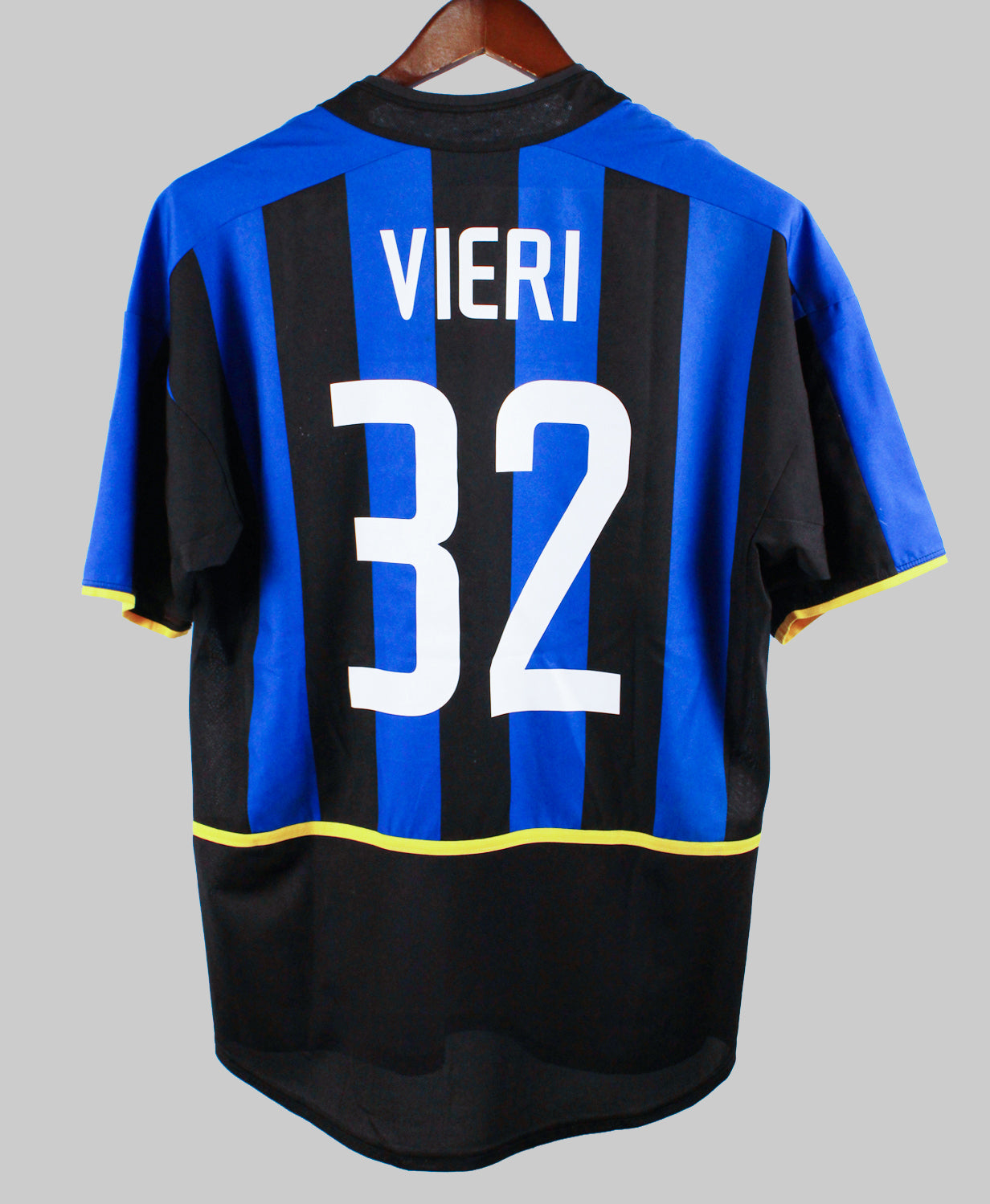 Inter Milan 2002-03 Vieri Home Kit   (M)