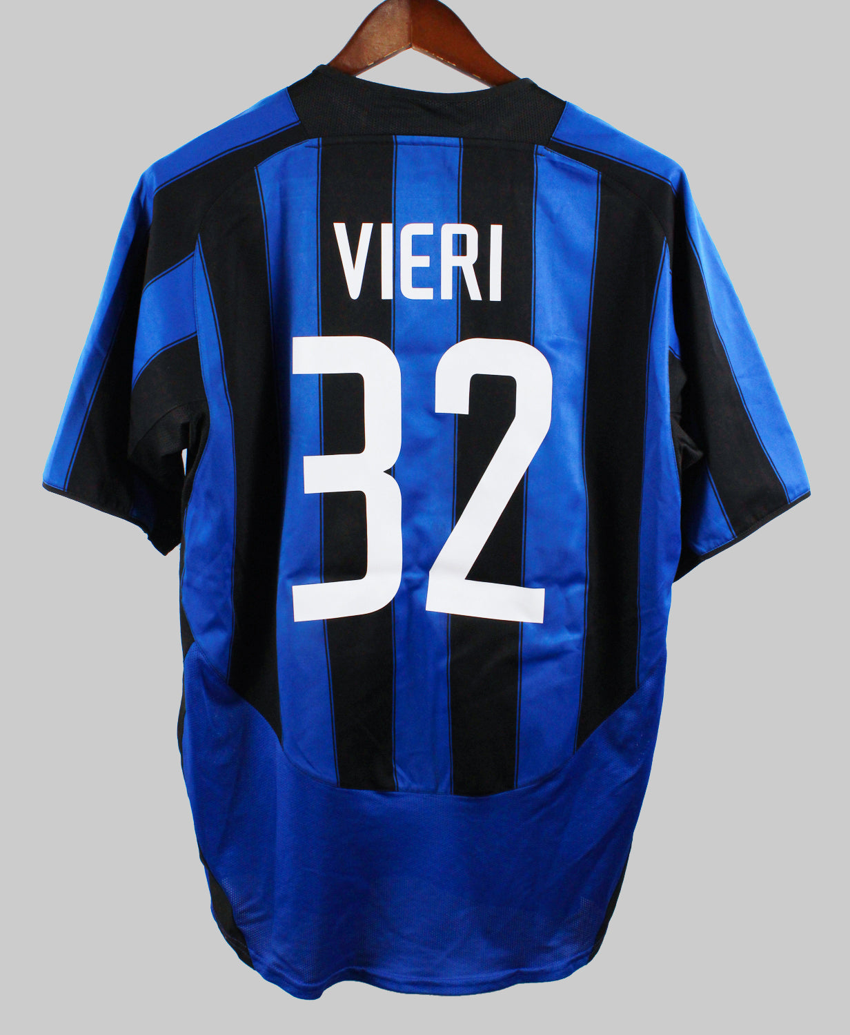 Inter Milan 2003-04 Vieri Home Kit   (L)