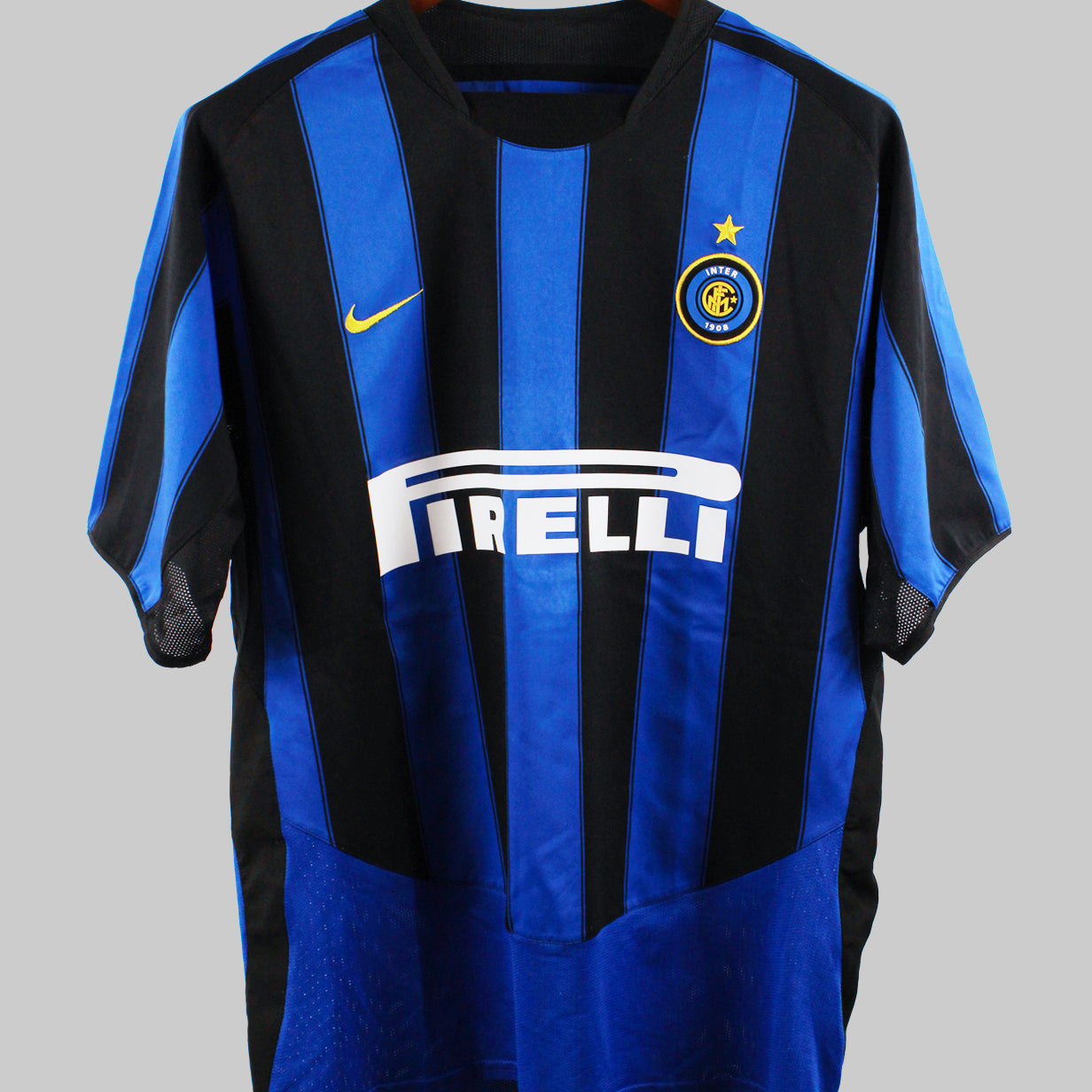 Inter Milan 2003-04 Vieri Home Kit   (L)