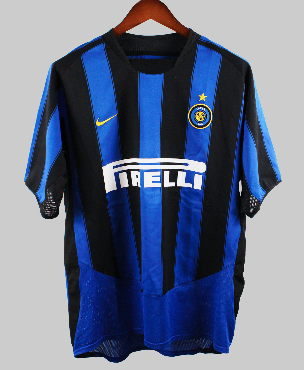 Inter Milan 2003-04 Vieri Home Kit   (L)
