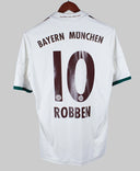 Bayern Munich 2013-14 Robben Away Kit  (M)