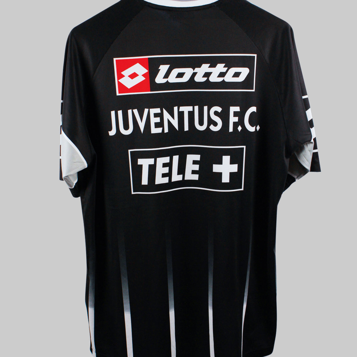 Juventus 2000-01  Training Kit   (XL)