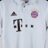Bayern Munich 2013-14 Robben Away Kit  (M)