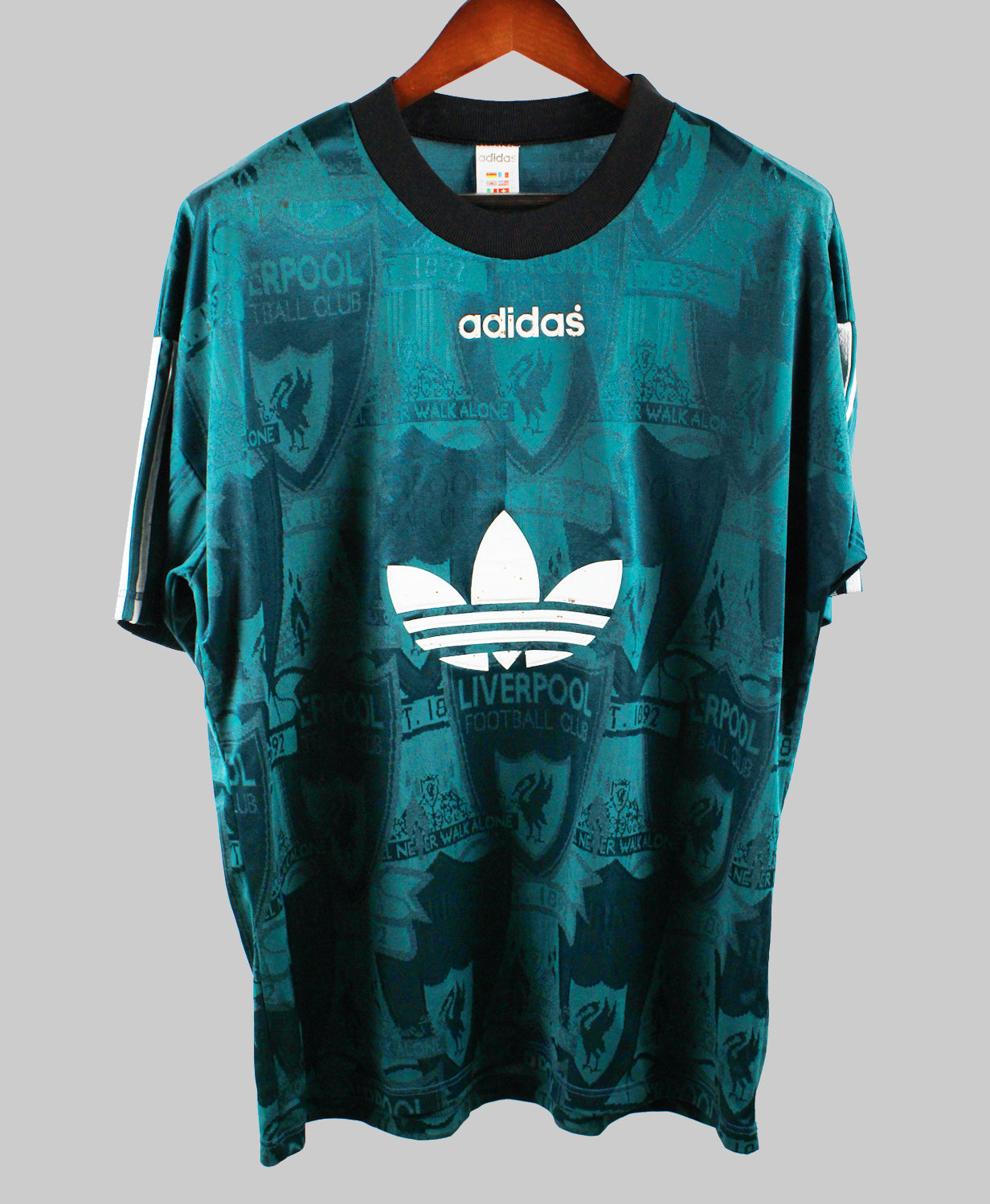 Liverpool 1995-96  Training Kit   (L)