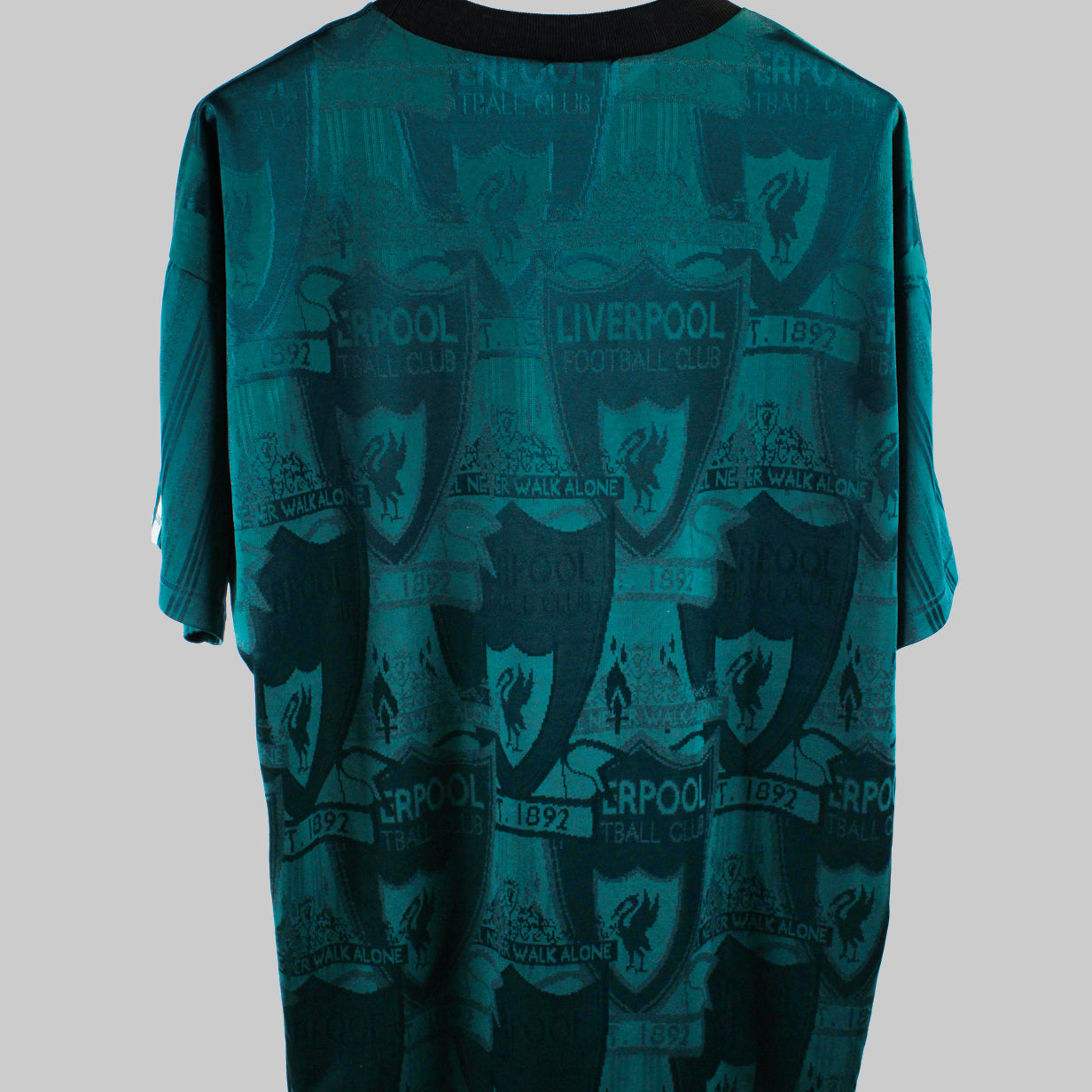 Liverpool 1995-96  Training Kit   (L)