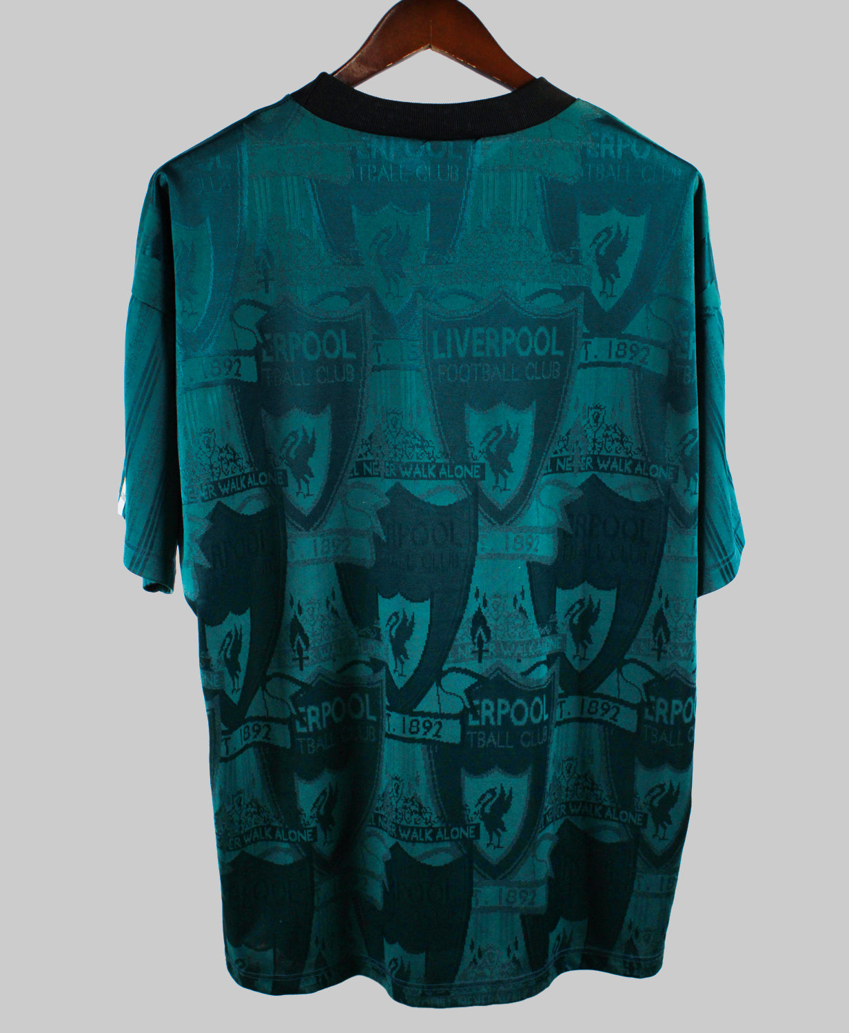 Liverpool 1995-96  Training Kit   (L)