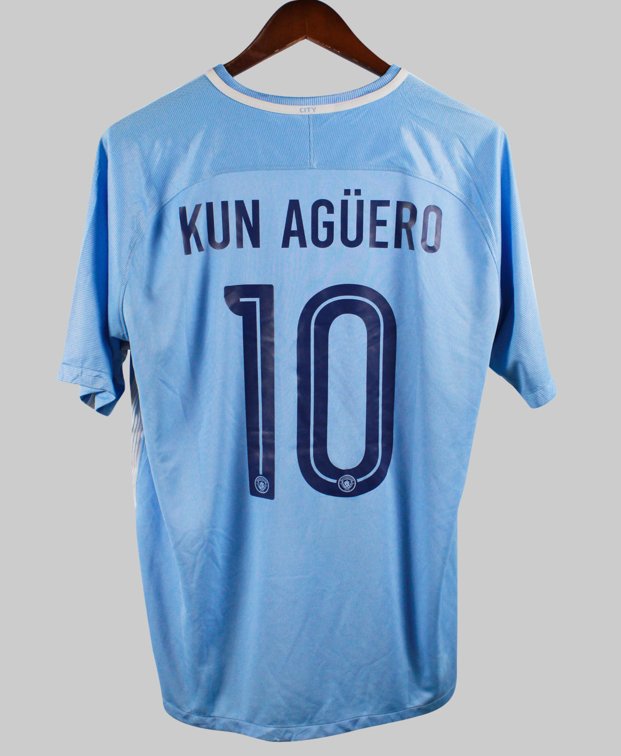 Manchester City 2017-18 Kun Aguero Home Kit   (XL)