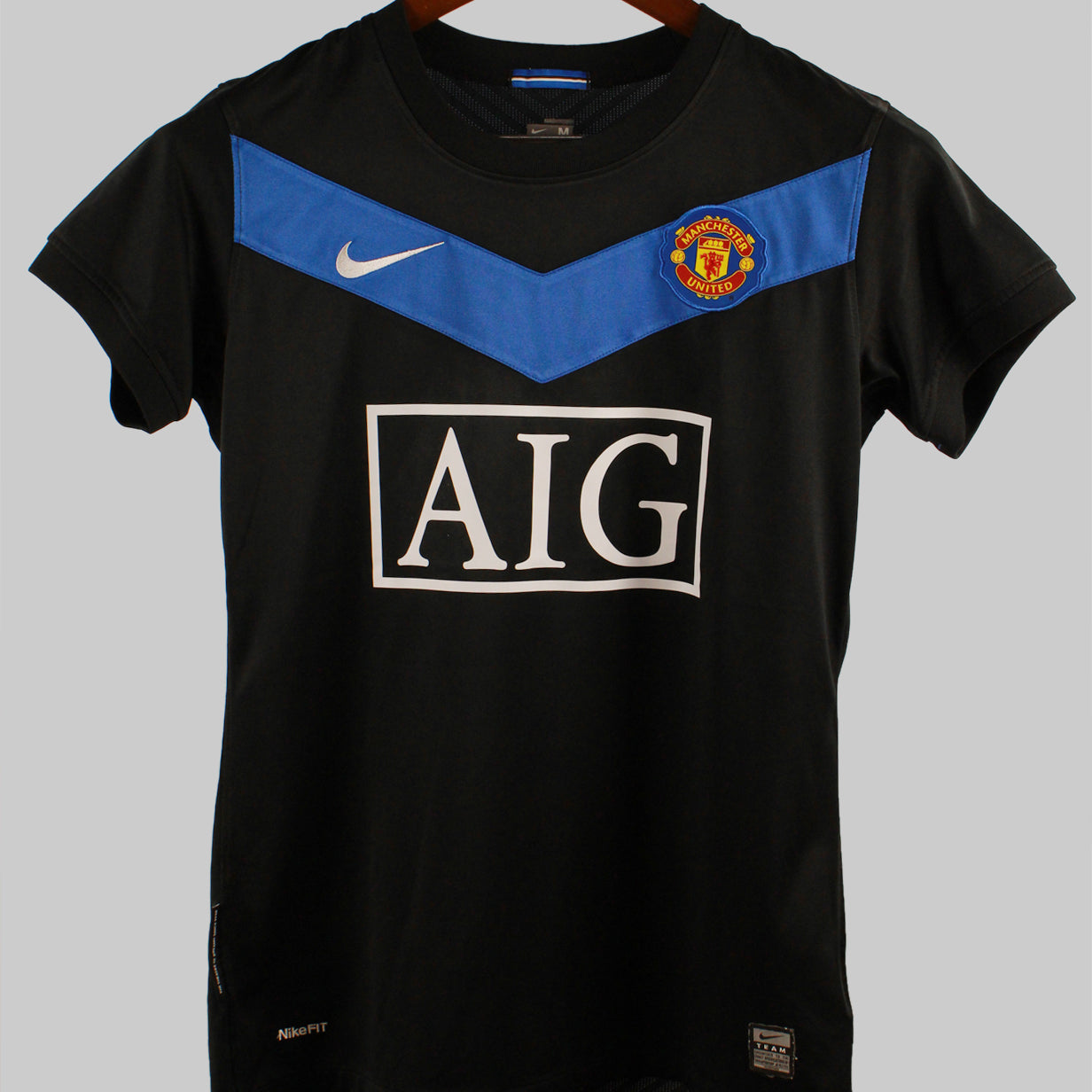 Manchester United 2009-10 Nani Away Kit   (M)