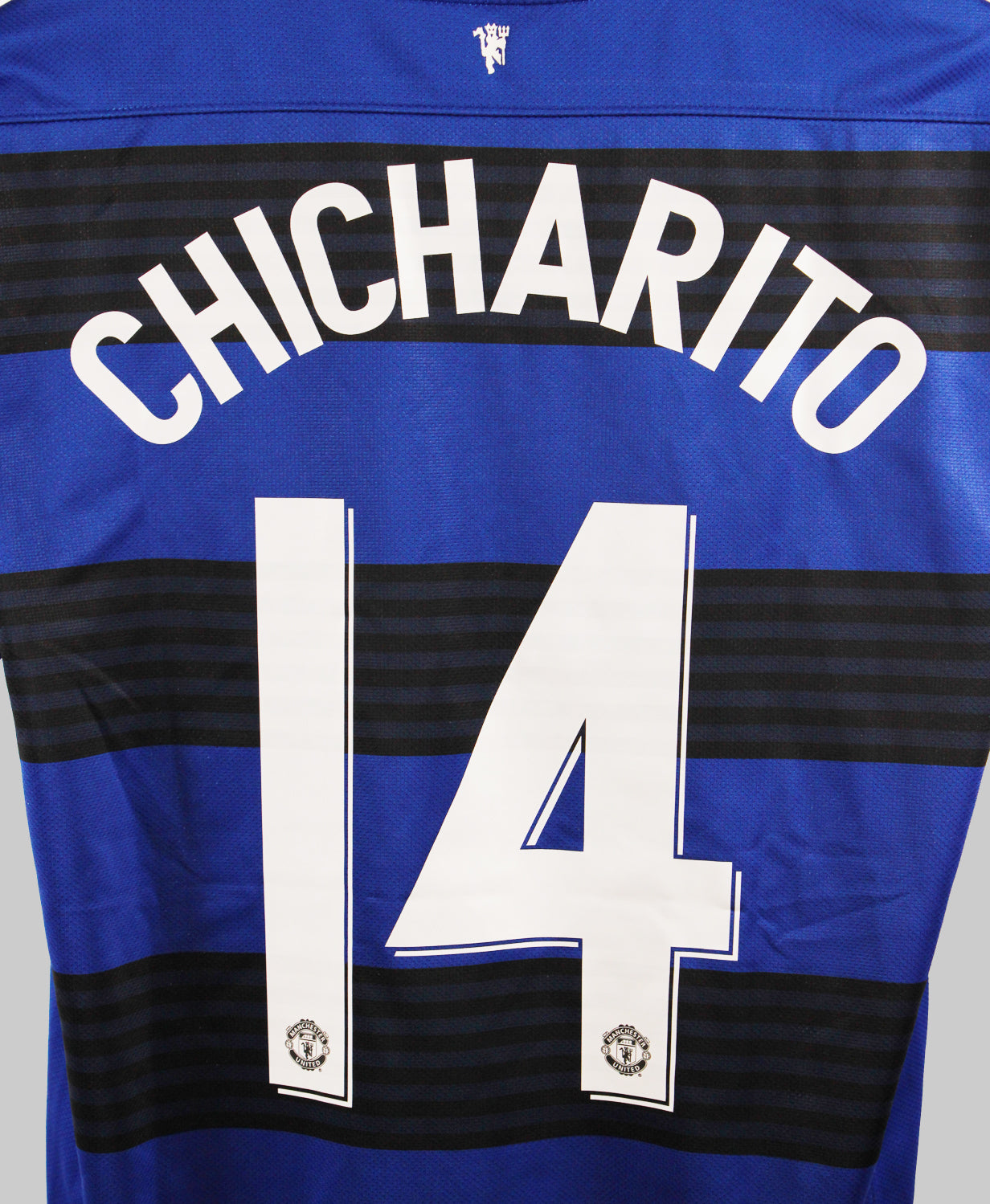 Manchester United 2011-12 Chicharito Away Kit   (L)