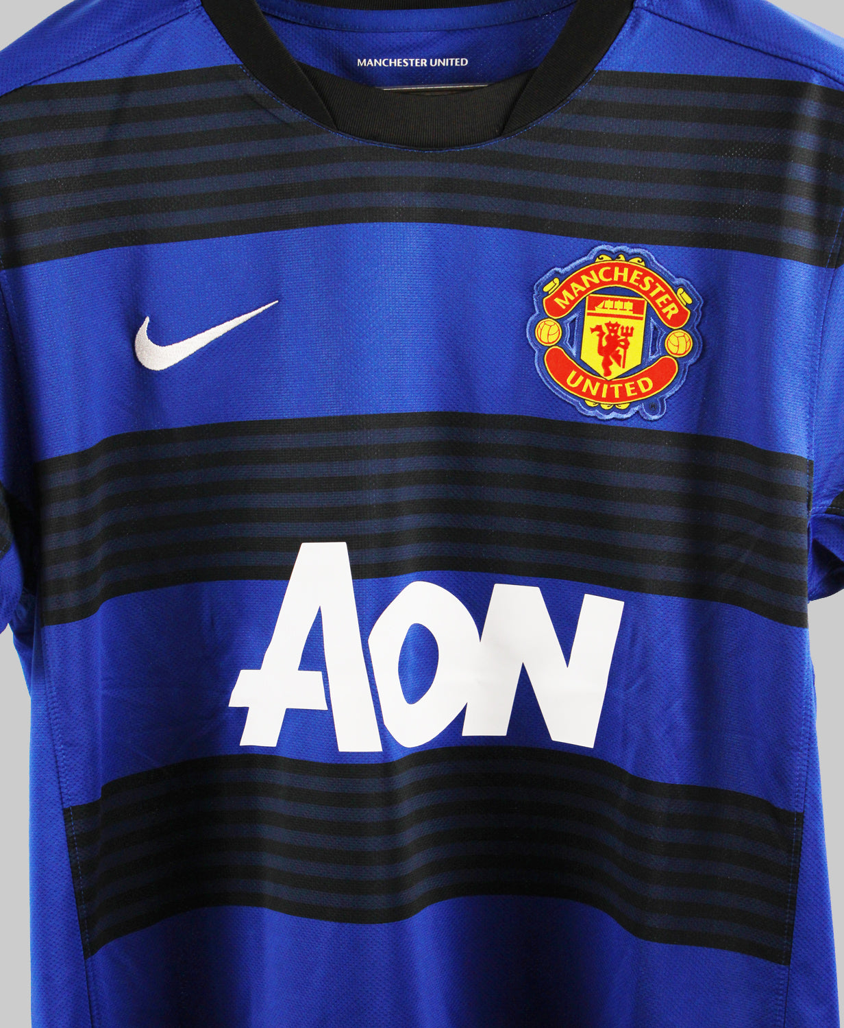 Manchester United 2011-12 Chicharito Away Kit   (L)