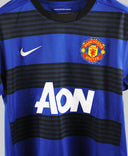 Manchester United 2011-12 Chicharito Away Kit   (L)