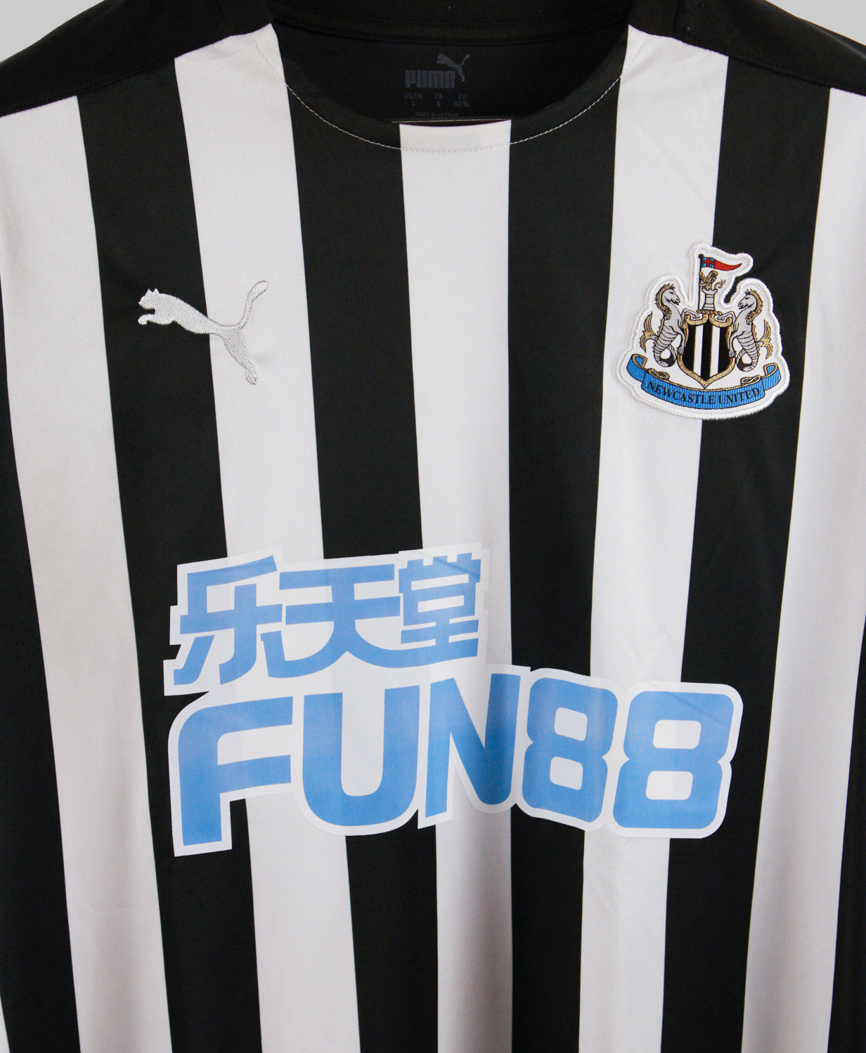 Newcastle 2020-21 Wilson Home Kit   (L)