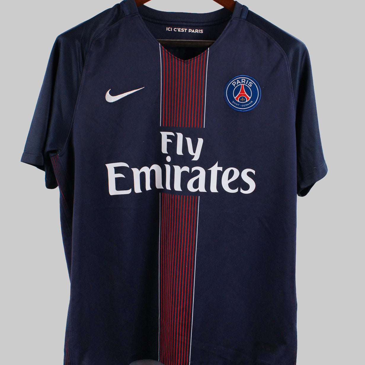 Real Madrid 2015-16 Benzema Home Kit   (XL)