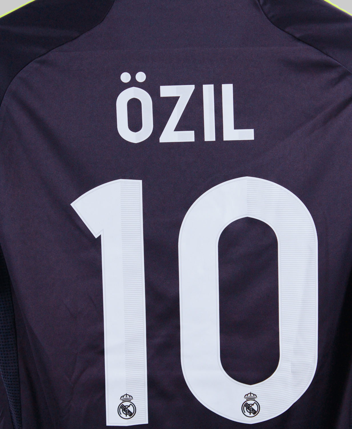 Real Madrid 2012-13 Ozil Third Kit   (S)