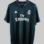 Real Madrid 2018-19 Modric Away Kit   (2XL)