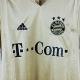 Bayern Munich 2004-05 Pizarro Away Kit (L)