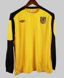 Wales 2010-11  GK Kit   (L)