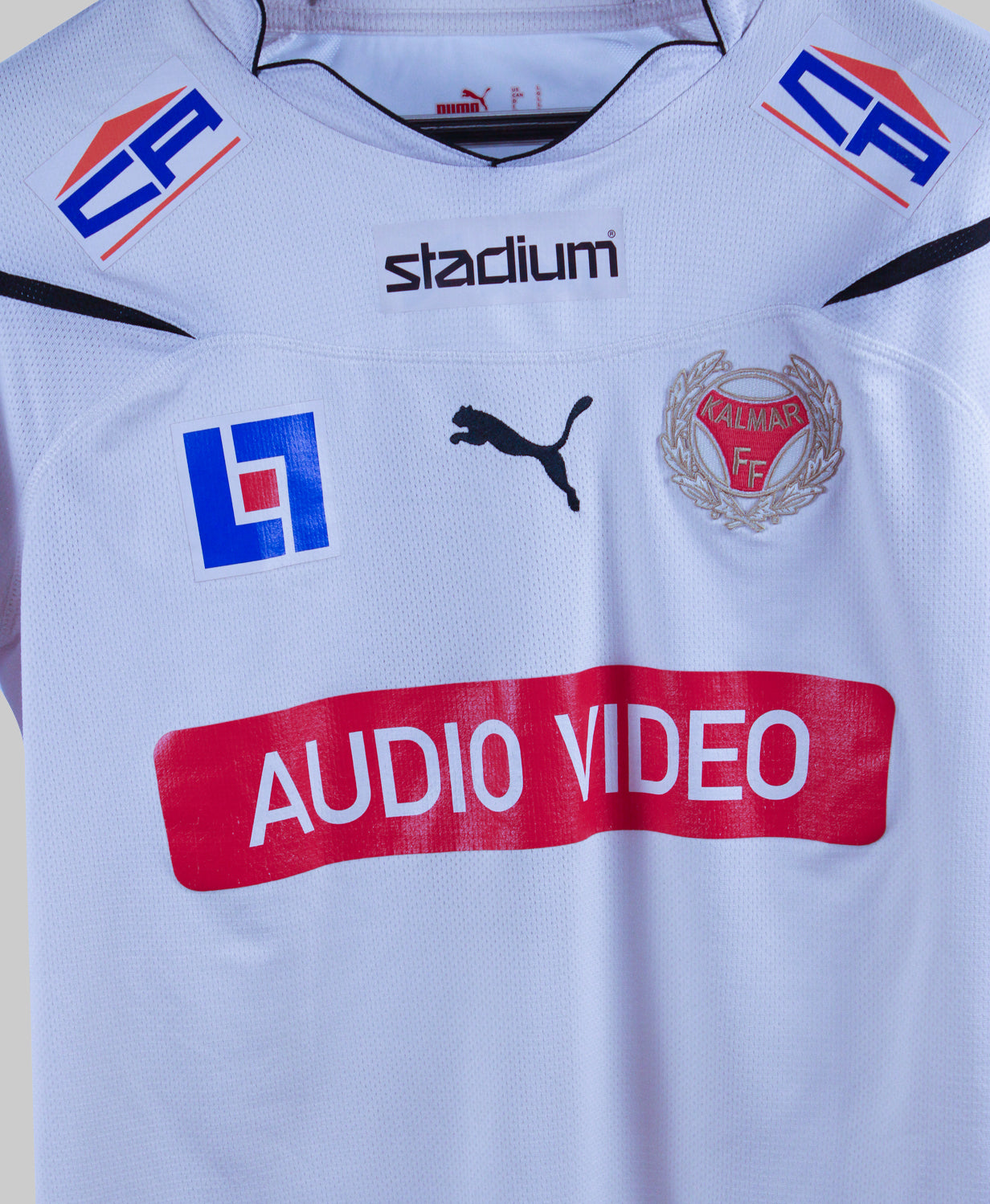 Kalmar FF 2009-10  Away Kit   (L)