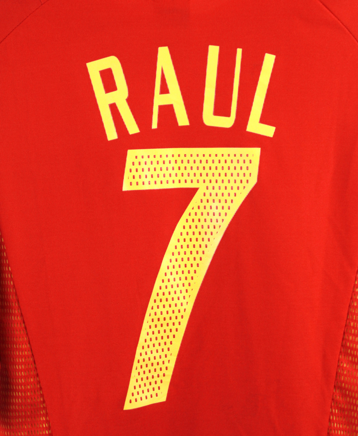 Spain 2001-02 Raul Home Kit (L)