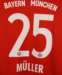Bayern Munich 2016-17 Muller Home Kit (M)