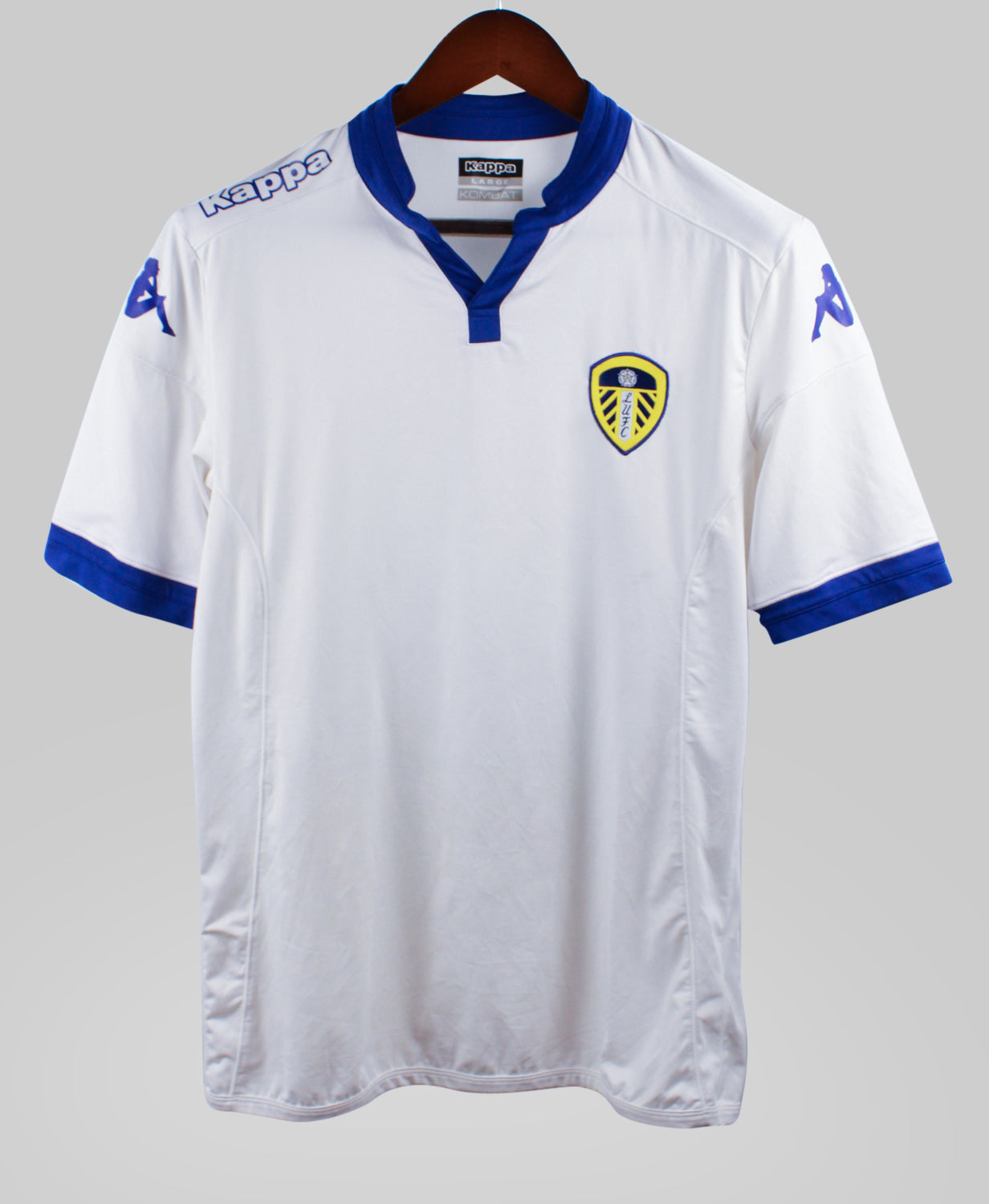 Leeds 2015-16 Home Kit (L)