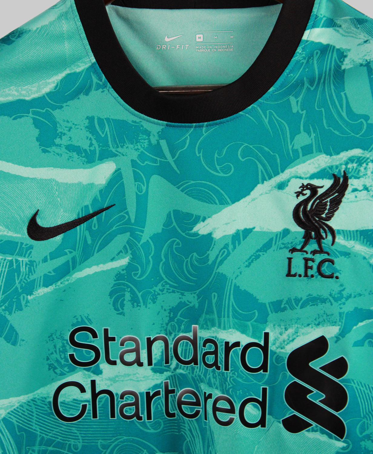 Liverpool 2020-21 Away Kit (M)