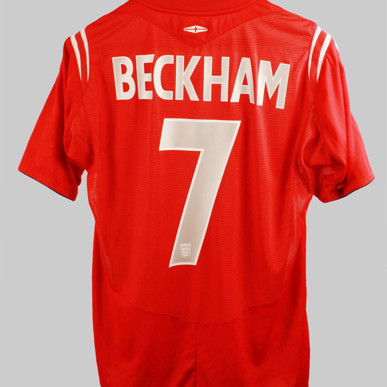 England 2004-05 Beckham  Away Kit (M)