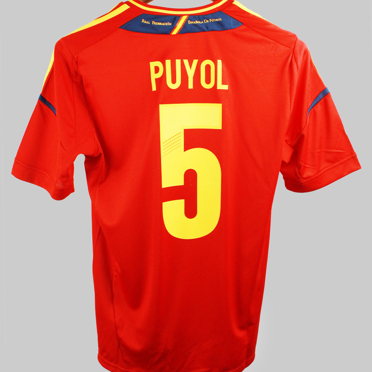 Spain 2012 Puyol Home Kit W/ Tags (S)
