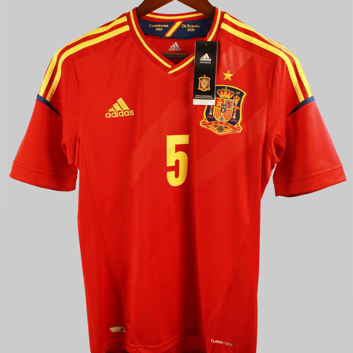 Spain 2012 Puyol Home Kit W/ Tags (S)