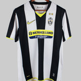 Juventus 2008-09  Home Kit (L)