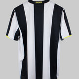 Juventus 2008-09  Home Kit (L)