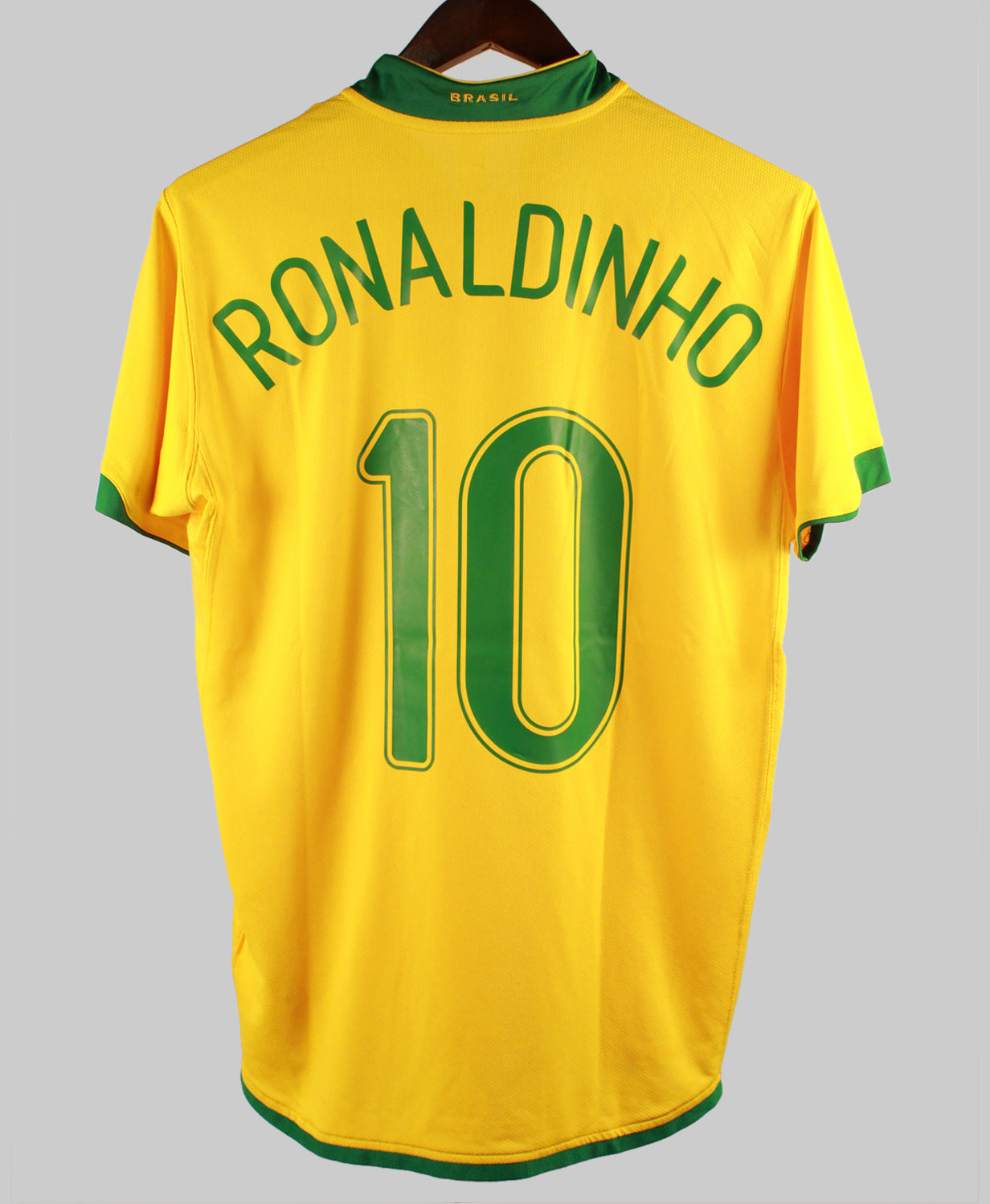 Brazil 2006-07 Ronaldinho Home Kit  (M)