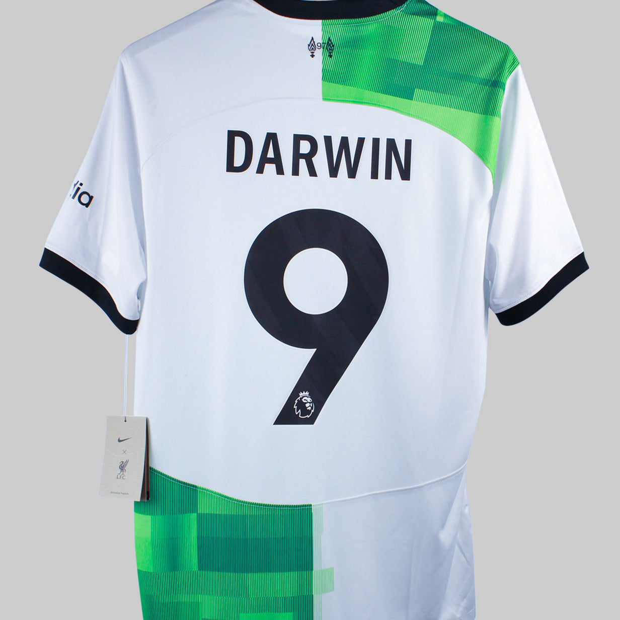 Liverpool 2023-24 Darwin Away Kit W/ Tags (L)