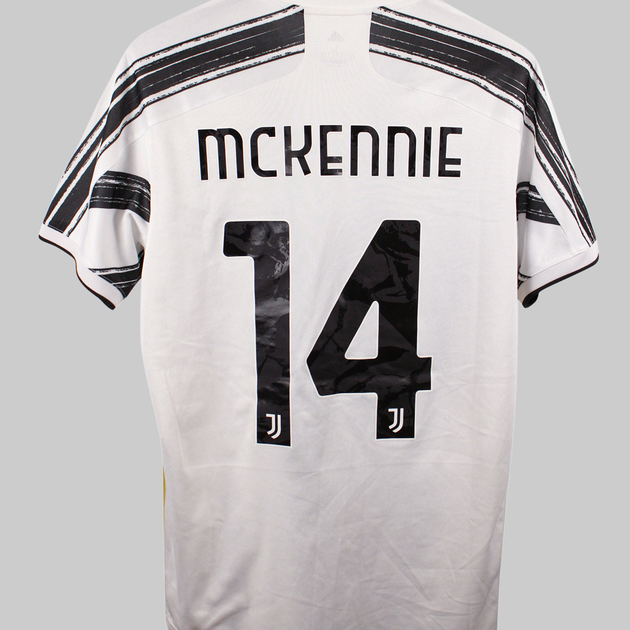 Juventus 2020-21 Mckennie Home Kit (L)