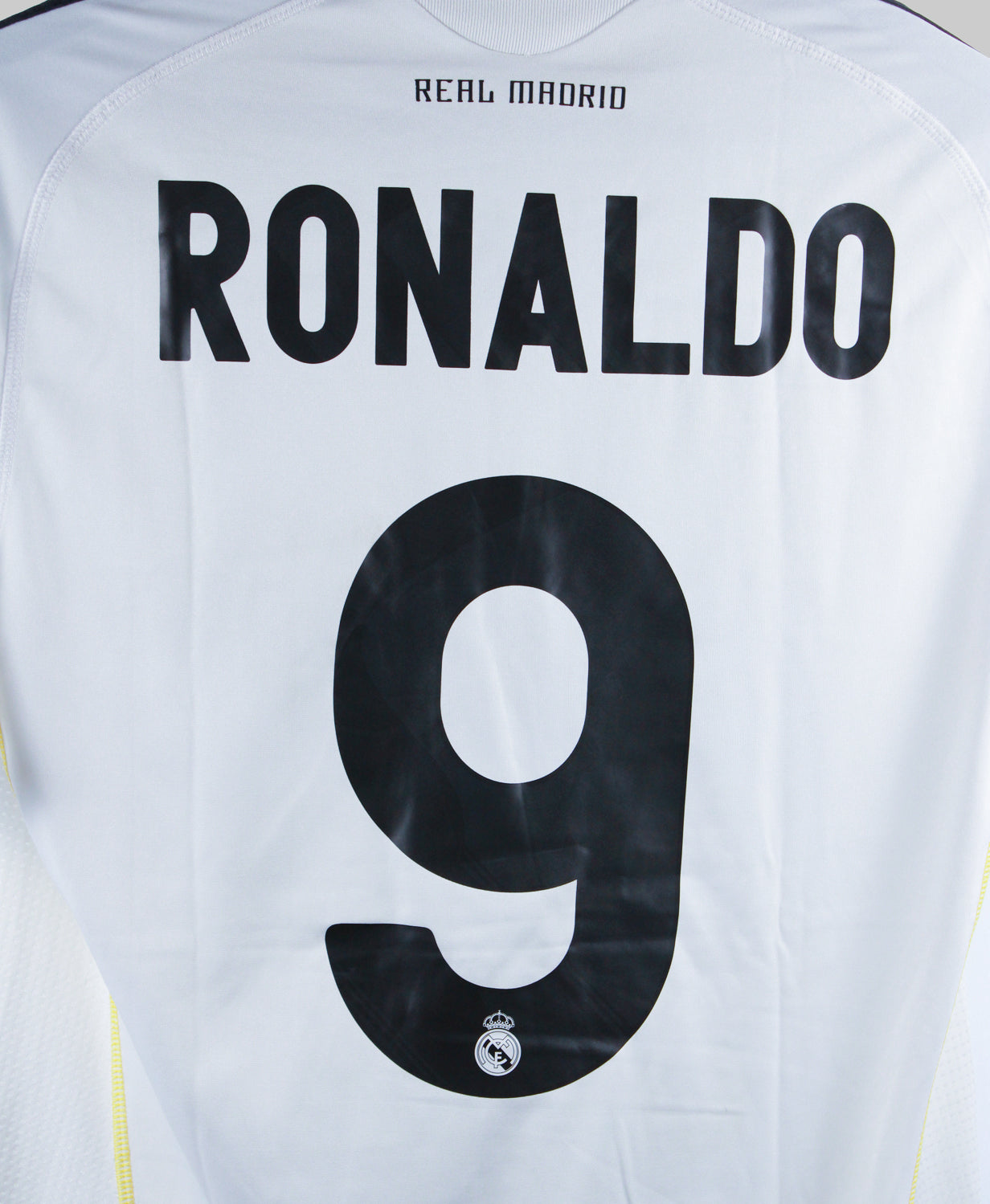Real Madrid 2009-10 Ronaldo Home Kit  (M)