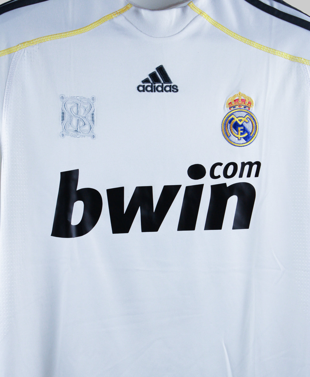Real Madrid 2009-10 Ronaldo Home Kit  (M)