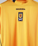 Scotland 2004-05  Third Kit  (L)