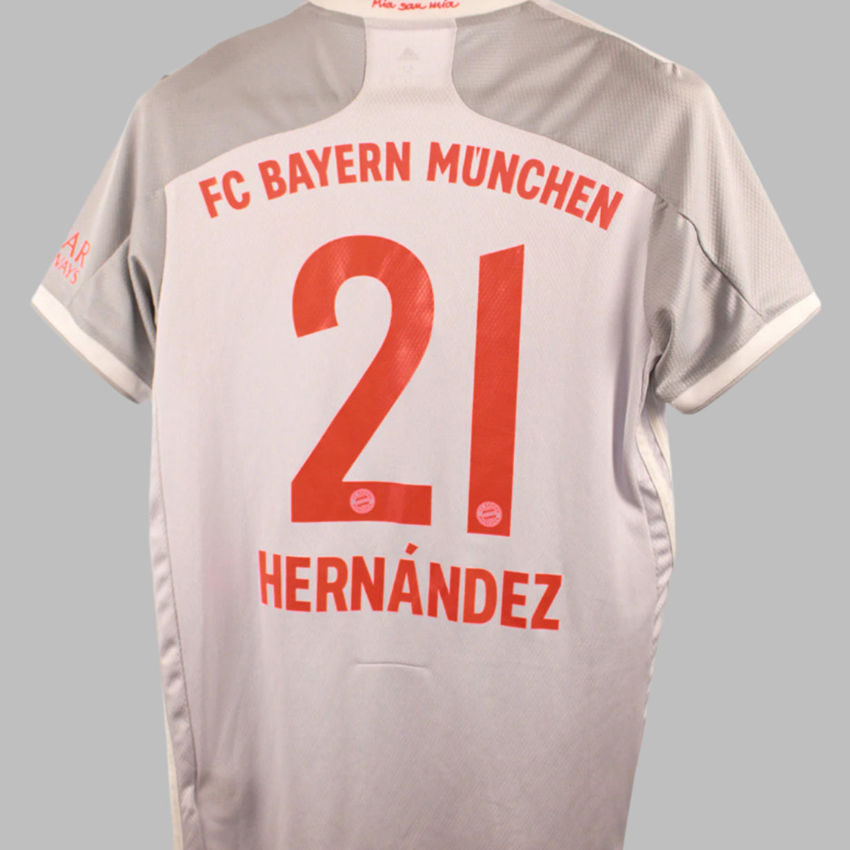 Bayern Munich 2020-21 Hernandez Away Kit (M)