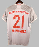 Bayern Munich 2020-21 Hernandez Away Kit (M)