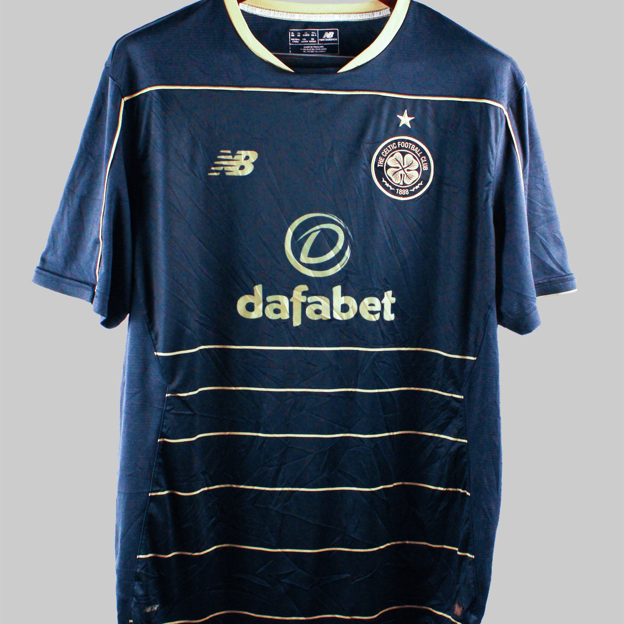 Celtic 2016-17  Away Kit (L)