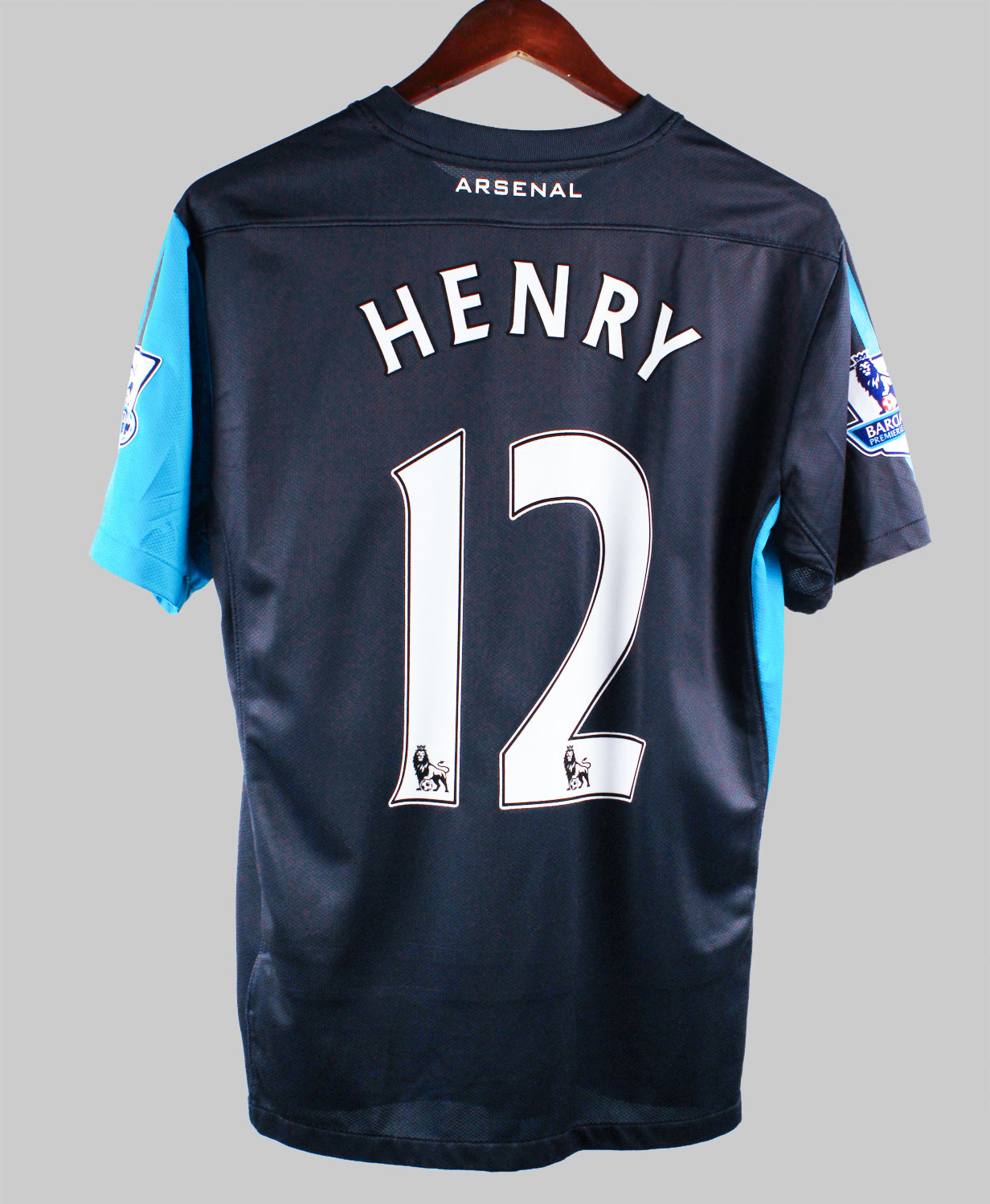 Arsenal 2011-12 Henry Away Kit (M)