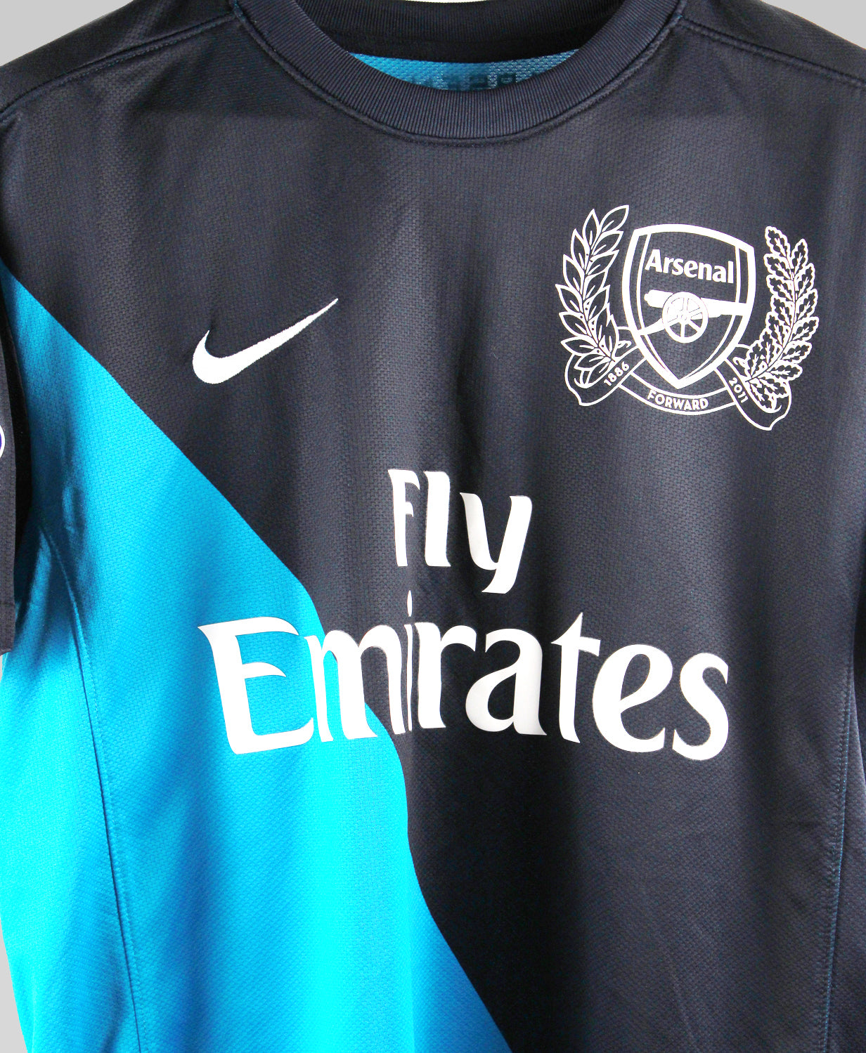 Arsenal 2011-12 Henry Away Kit (M)