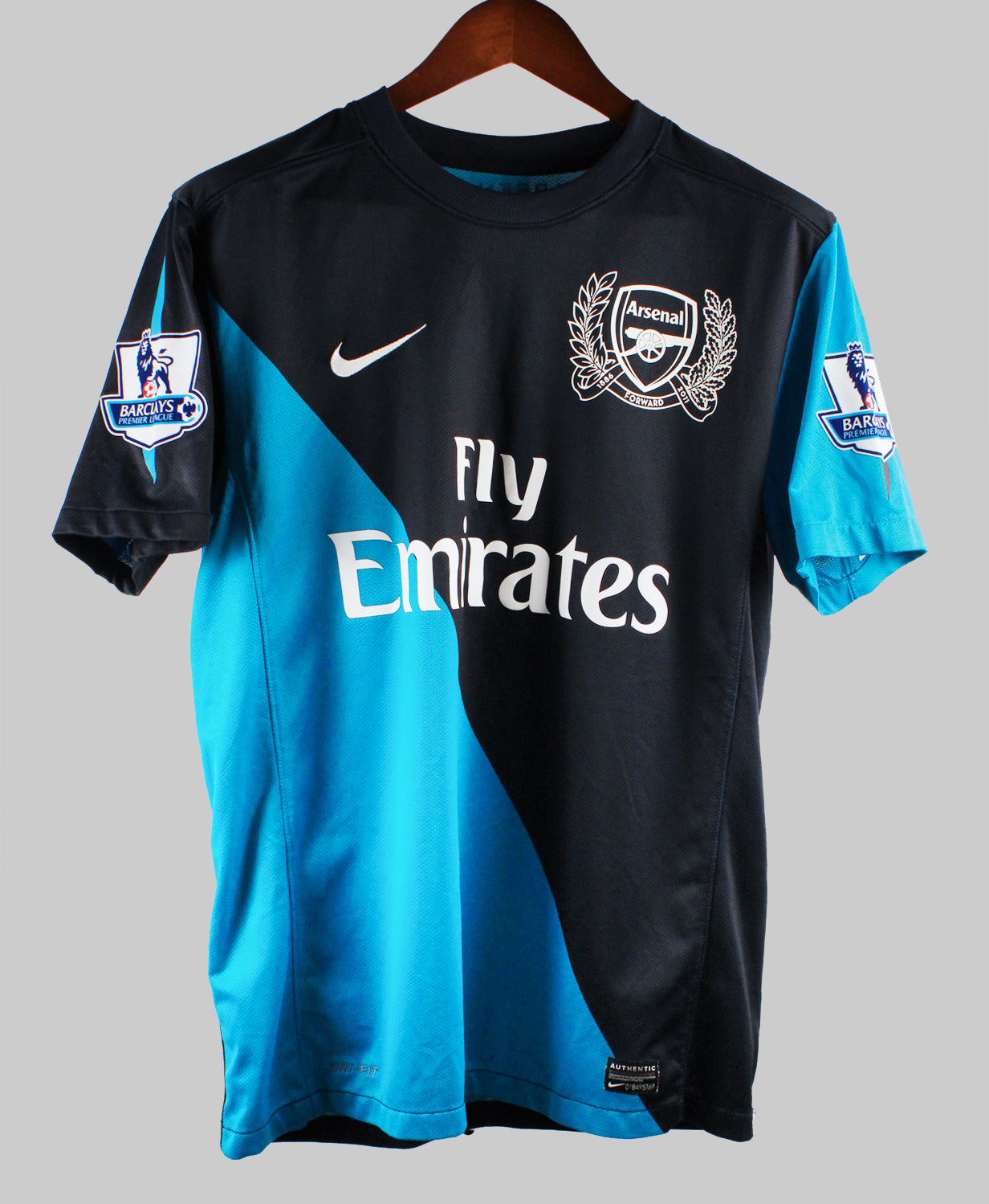 Arsenal 2011-12 Henry Away Kit (M)