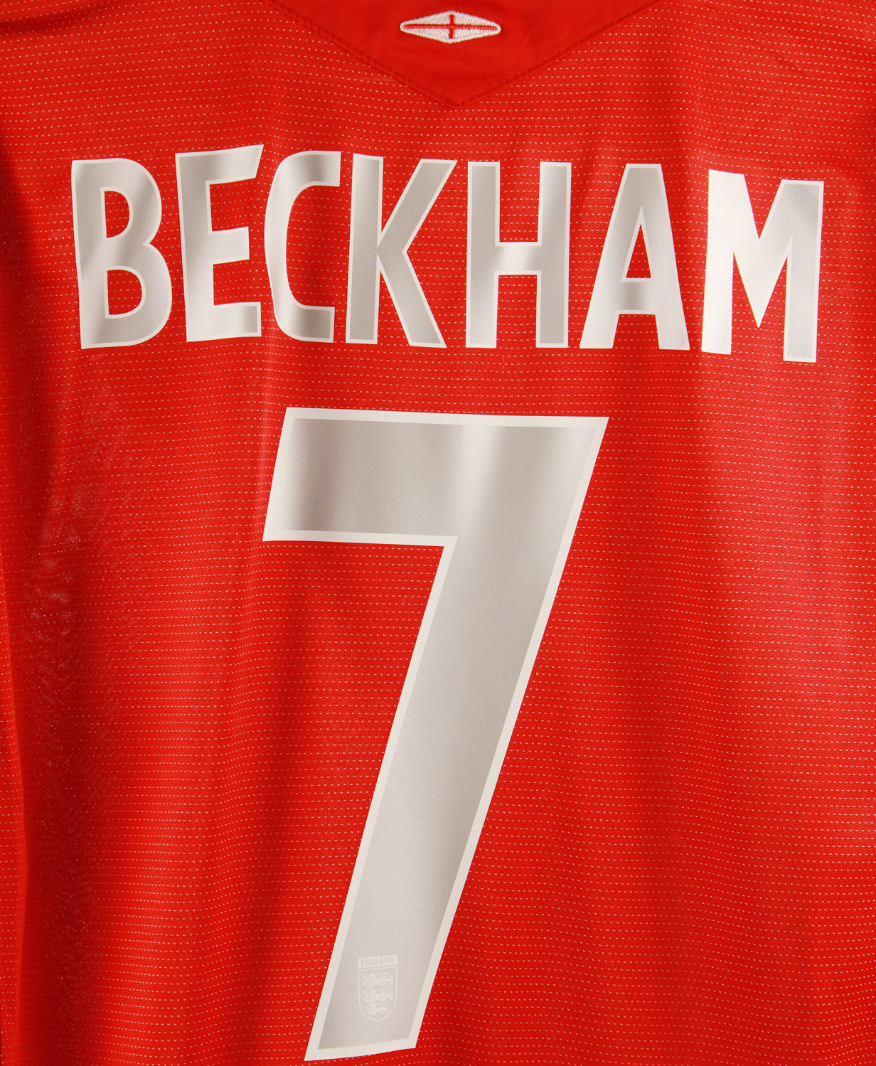 England 2004-05 Beckham Long Sleeve  Away Kit (XL)