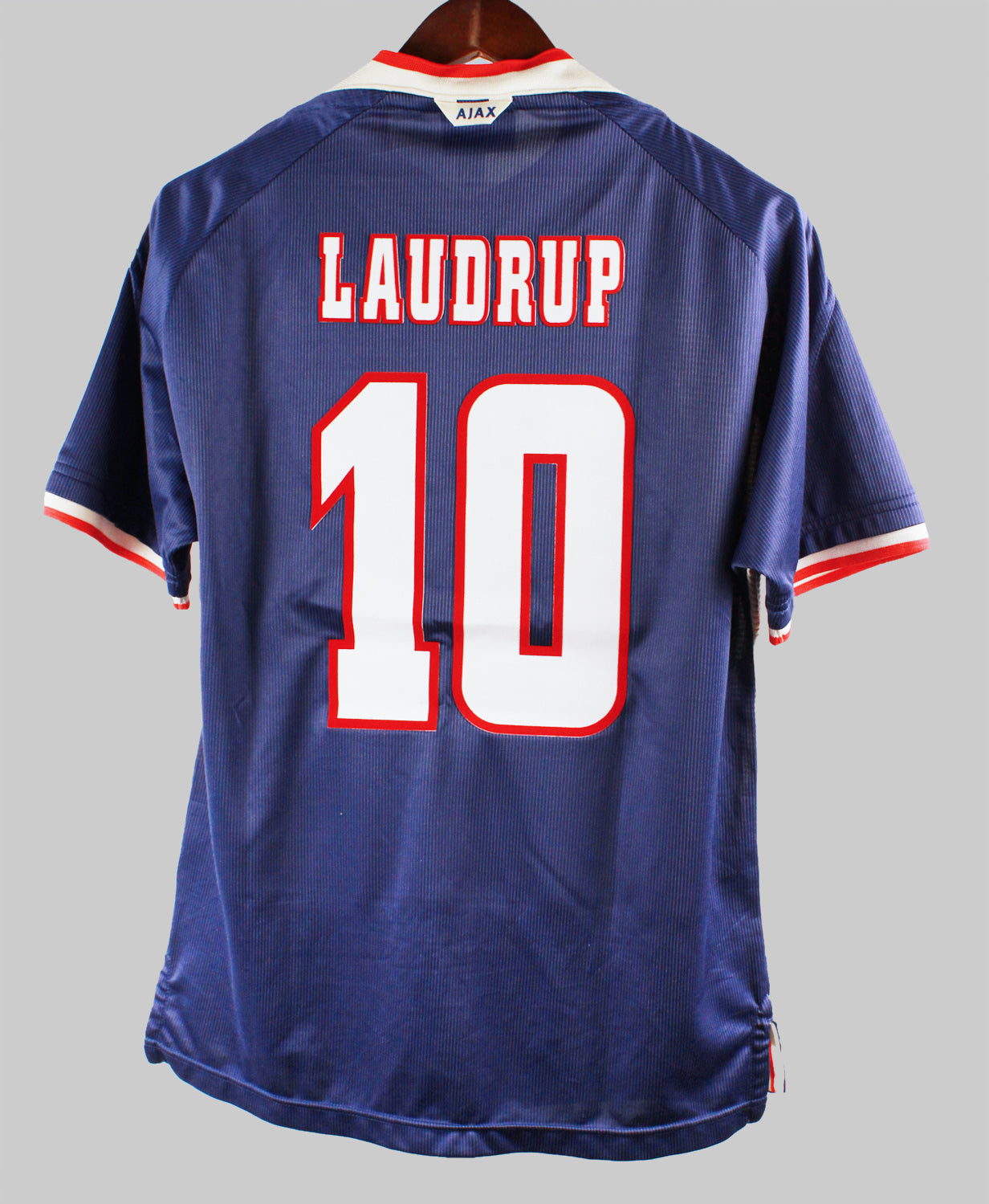 Ajax 1999-00 Laudrup  Away Kit  (M)