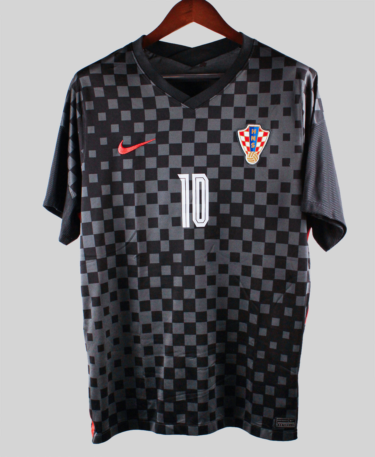 Luka Modric Jerseys – Saturdays Football