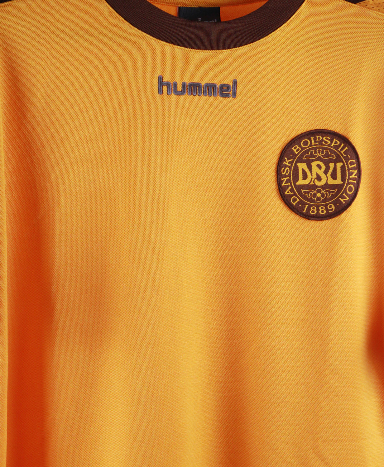 Denmark 2000-01  Training Kit  (M)